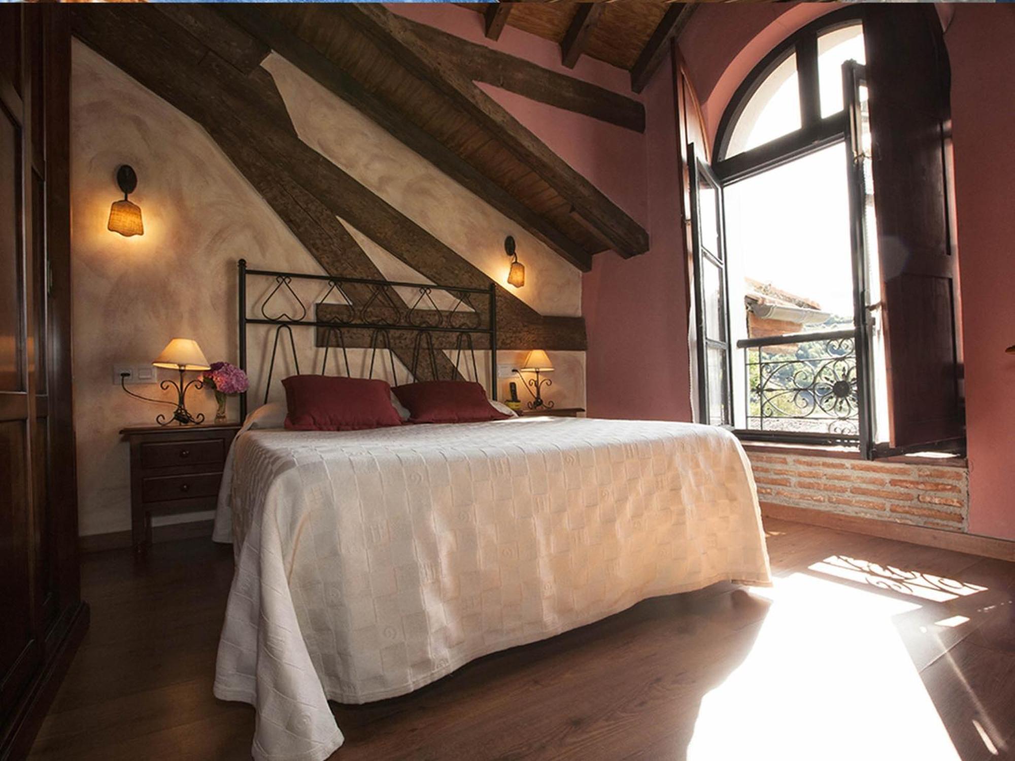 Отель La Casona De Собрепьедра Номер фото
